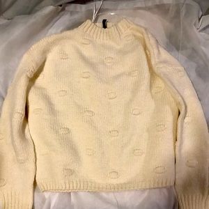 Medium Cream Sweater